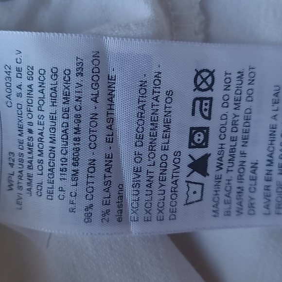 NWT Levi Strauss white jeans, size 6 - Picture 5 of 5